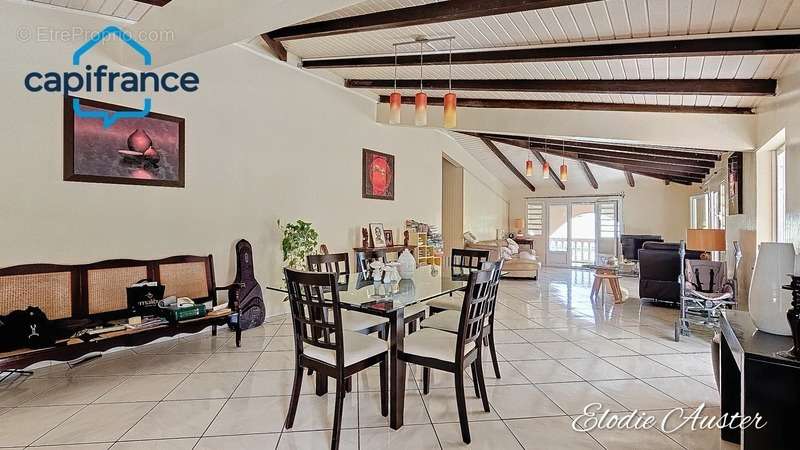 Maison à SAINTE-ROSE