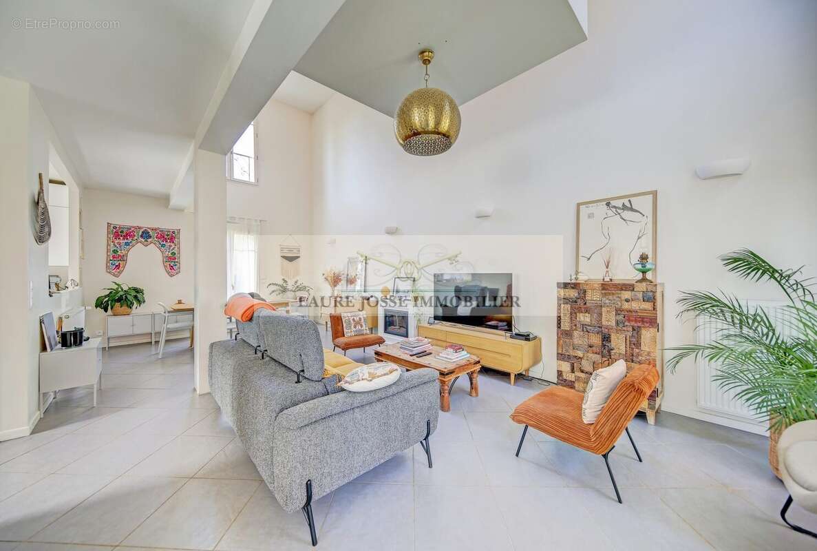 Maison à LE VESINET