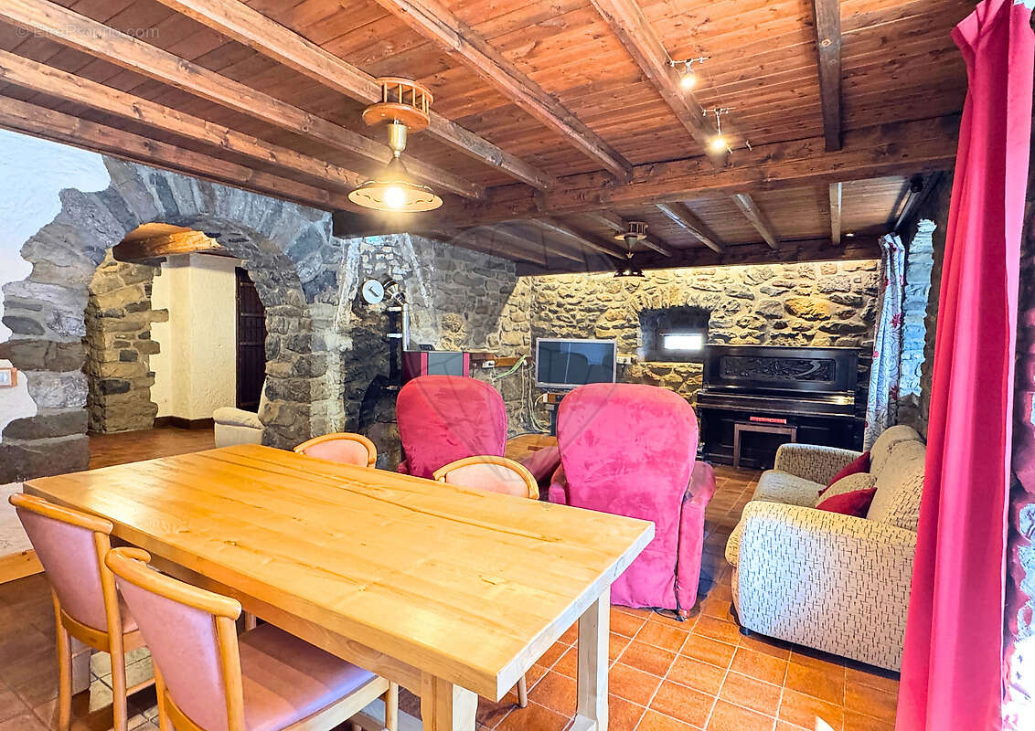 Maison à LES VILLARDS-SUR-THONES