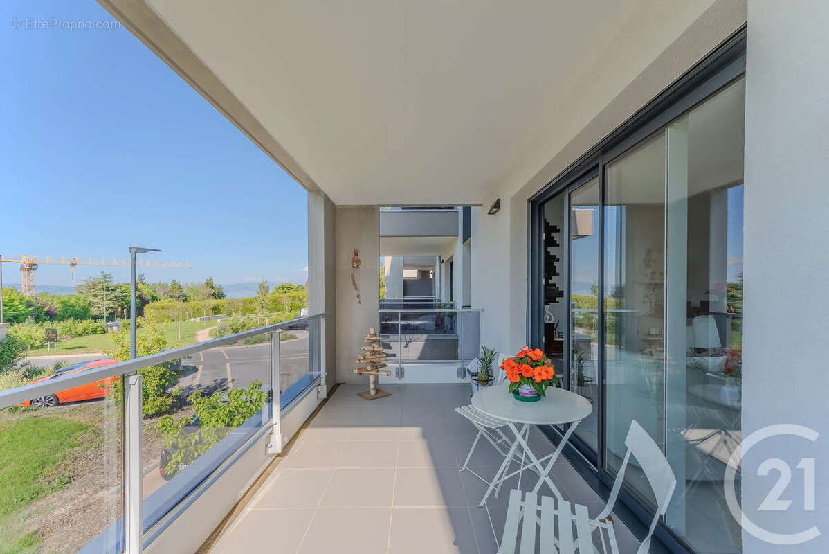 Appartement à EVIAN-LES-BAINS