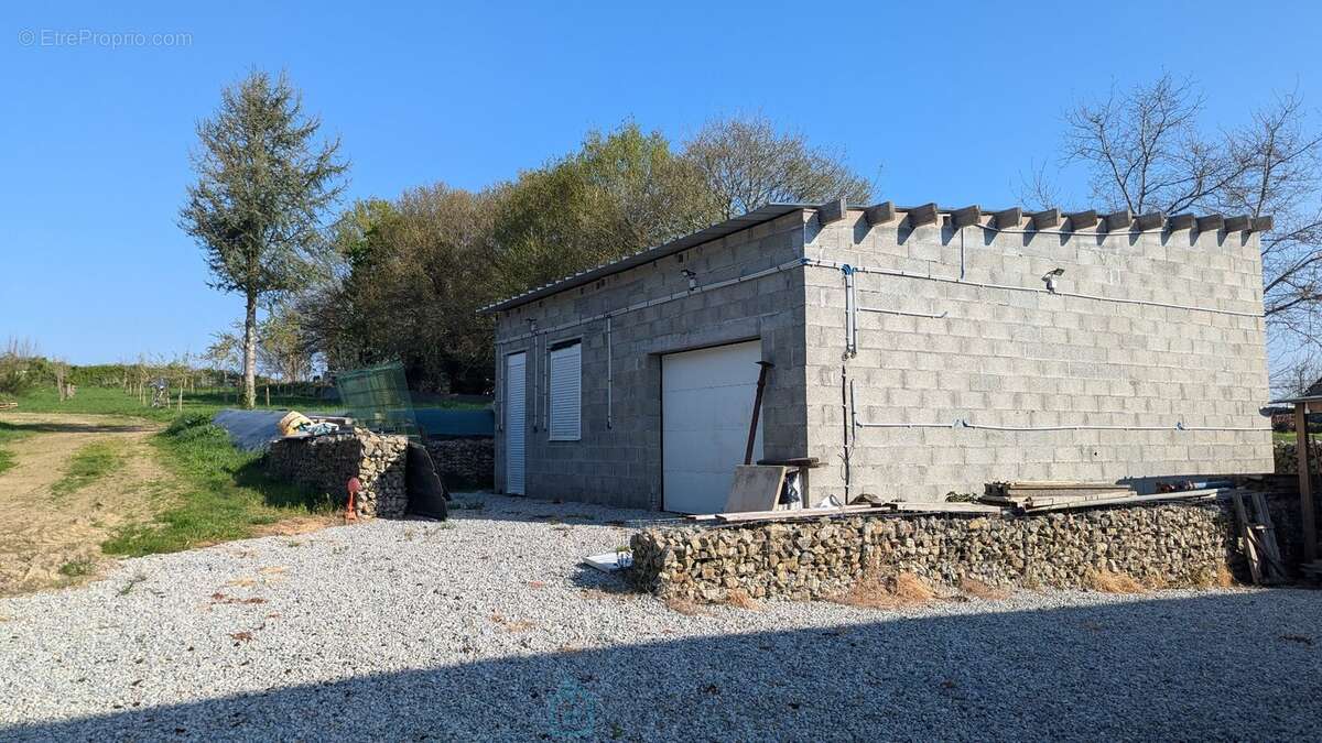Maison à NOYAL-PONTIVY