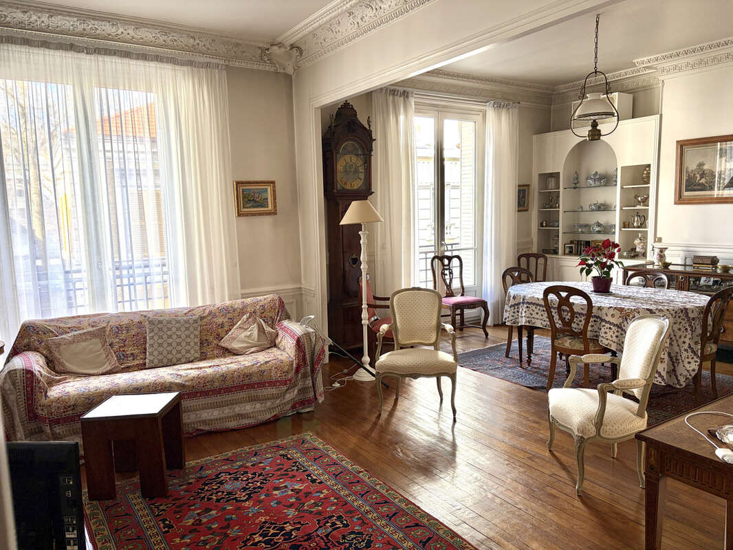 Appartement à SAINT-MANDE