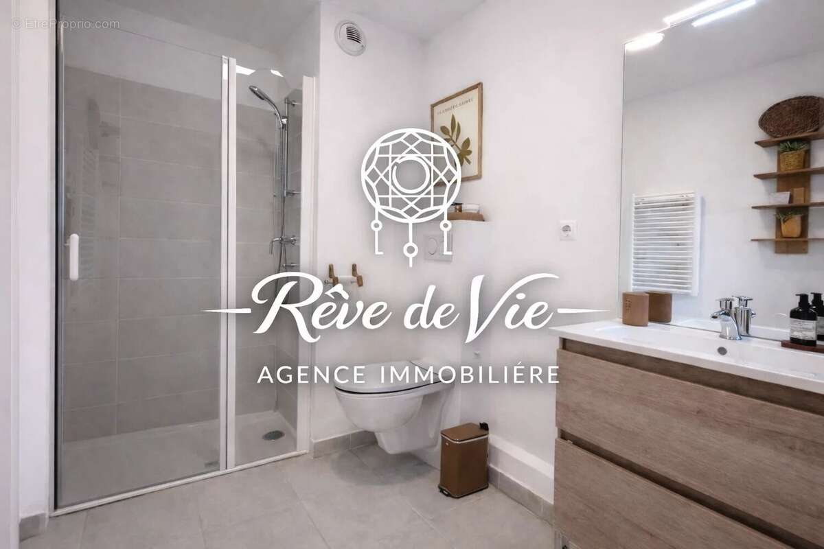 Appartement à BORMES-LES-MIMOSAS