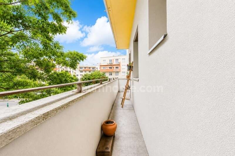 Secteur jardin de l’observatoire / hauts de jolimont – appartement familial t4 de 83 m² – 3 chambres – 2 balcons – parking priva - photo 6