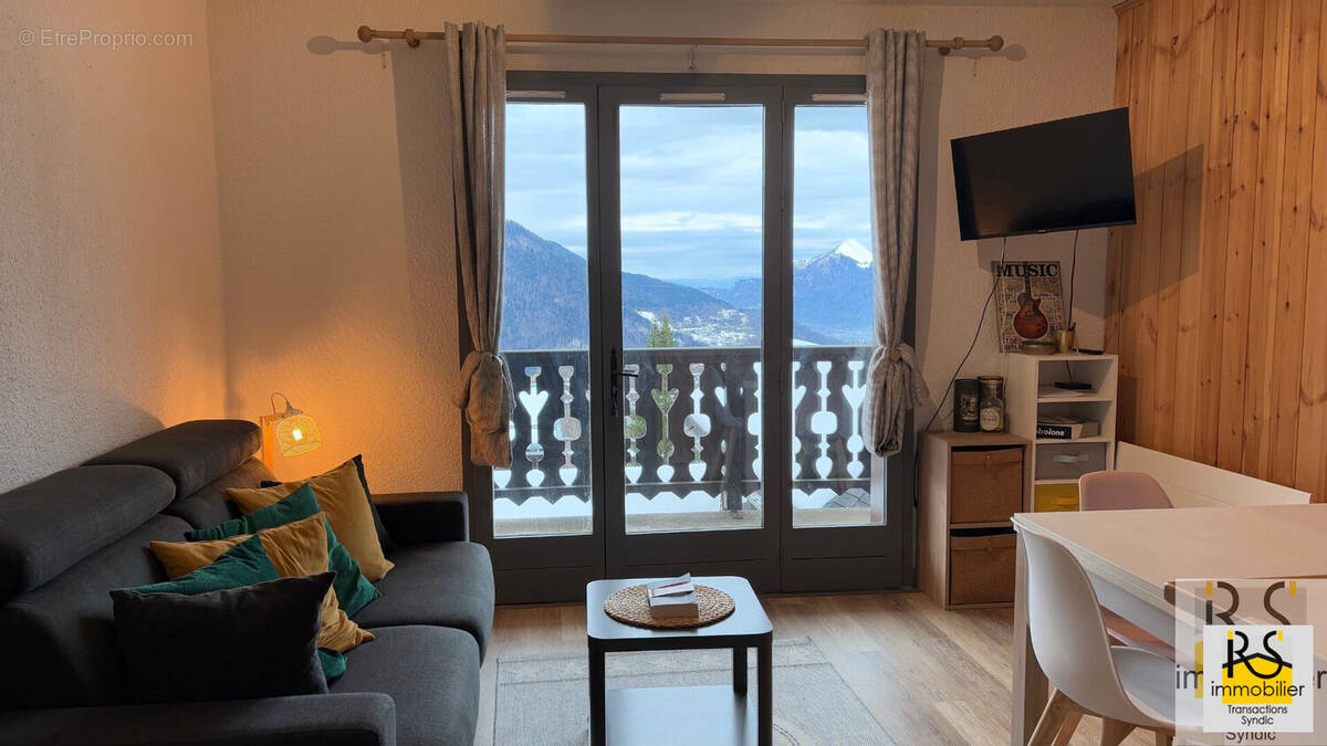 Appartement à ARACHES-LA-FRASSE