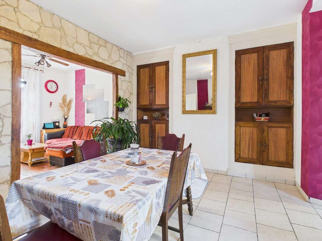 Maison à ROMILLY-SUR-SEINE