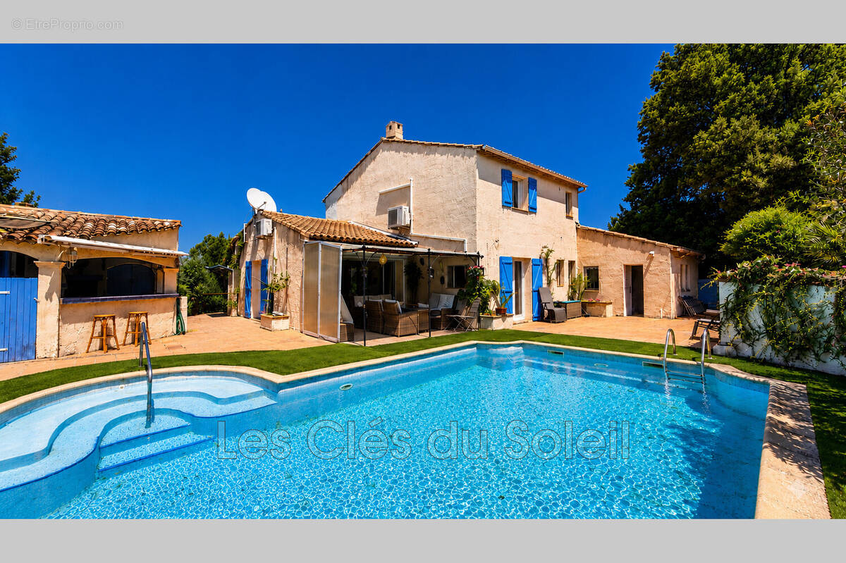 Maison à LE VAL