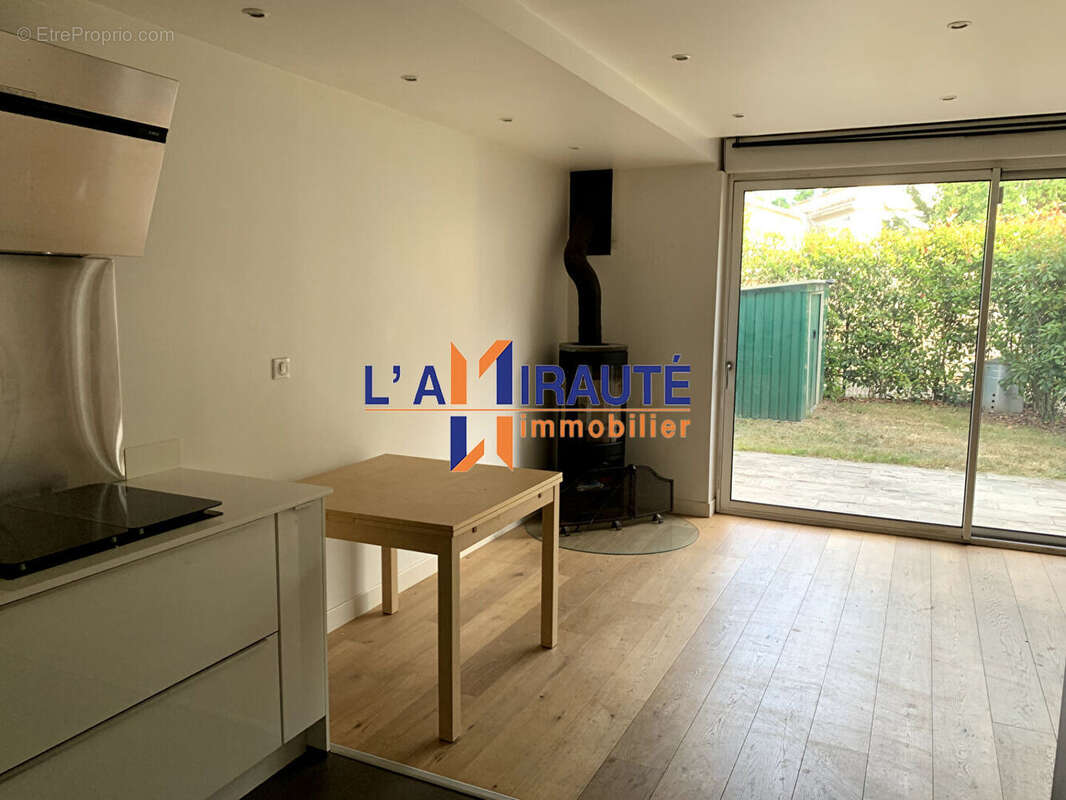 Maison à MAISONS-LAFFITTE