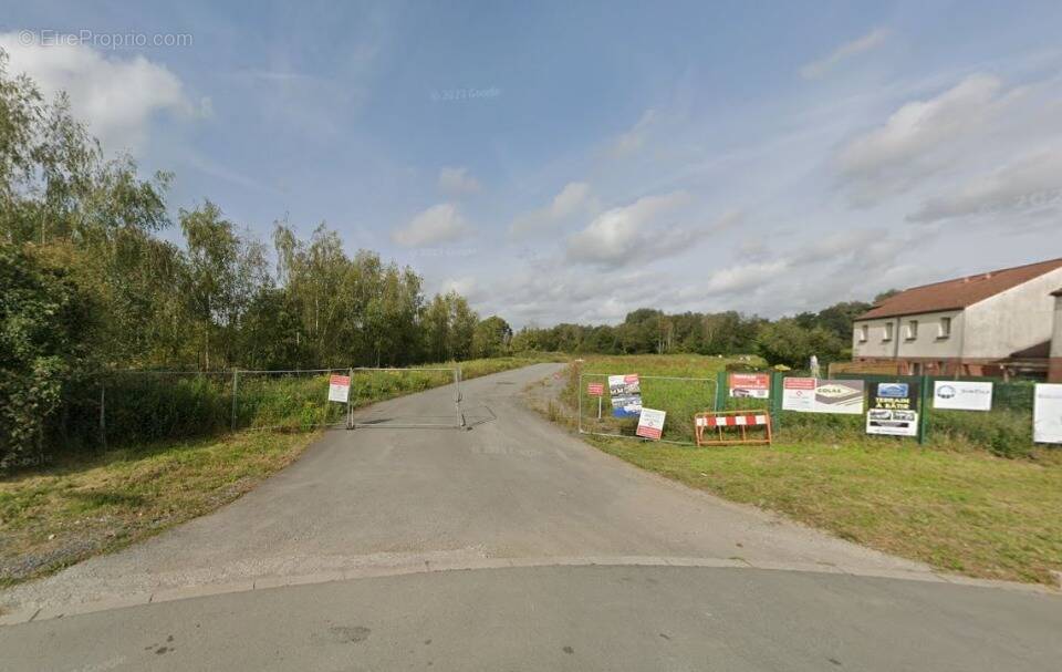 Terrain à SAINT-AMAND-LES-EAUX