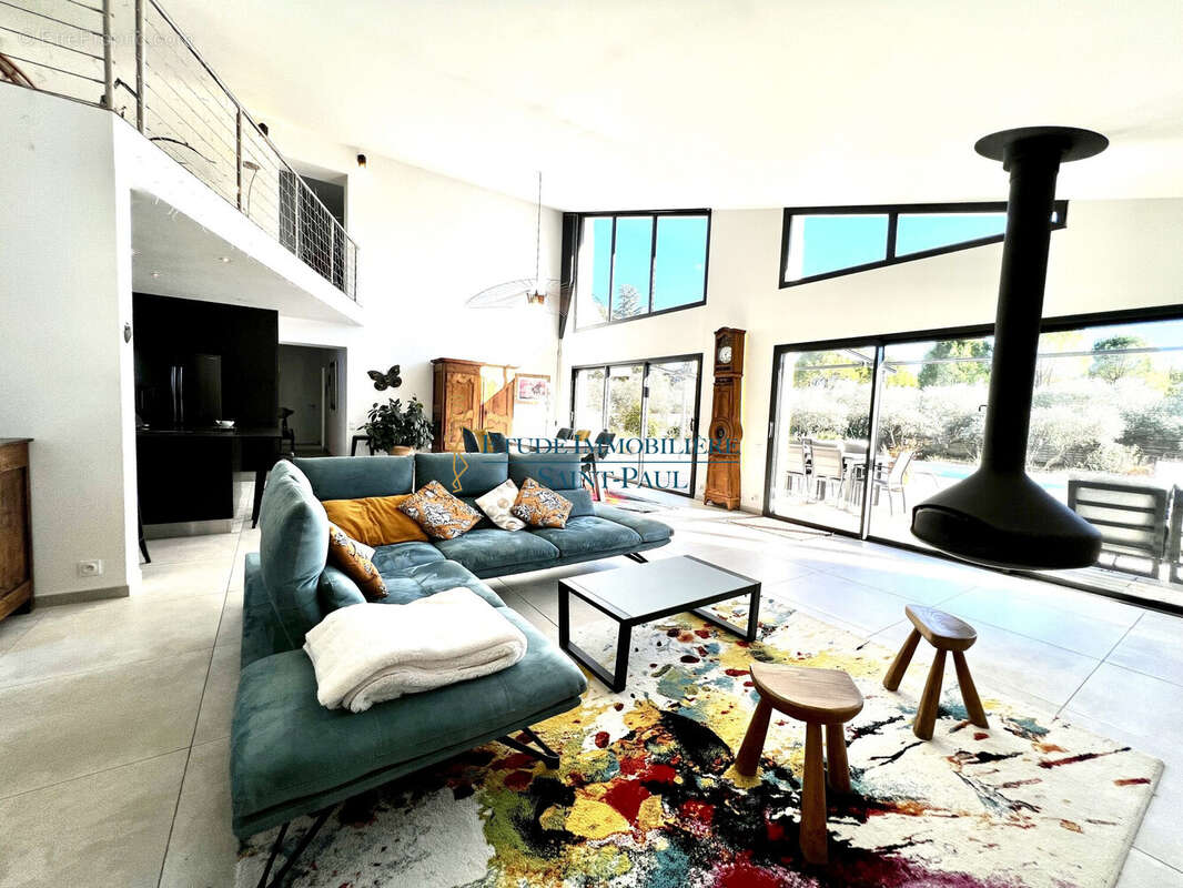 Maison à VIOLS-LE-FORT