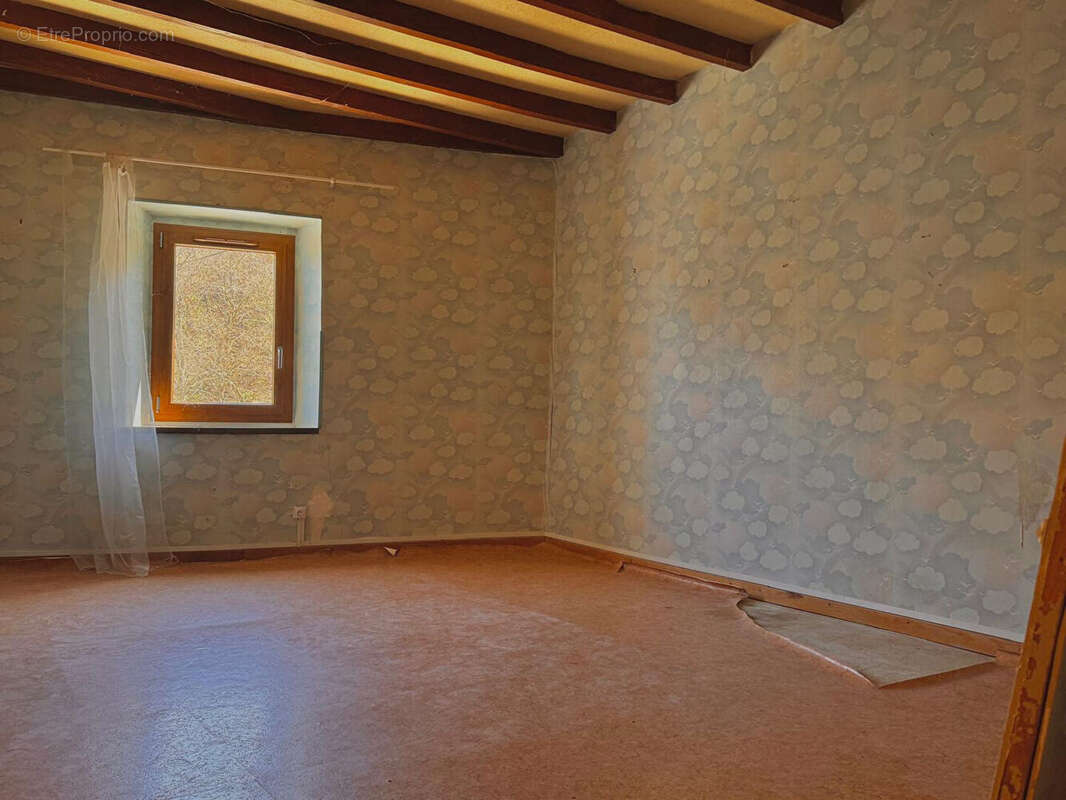 Maison de village d'environ 126m² , 3 chambres - photo 6