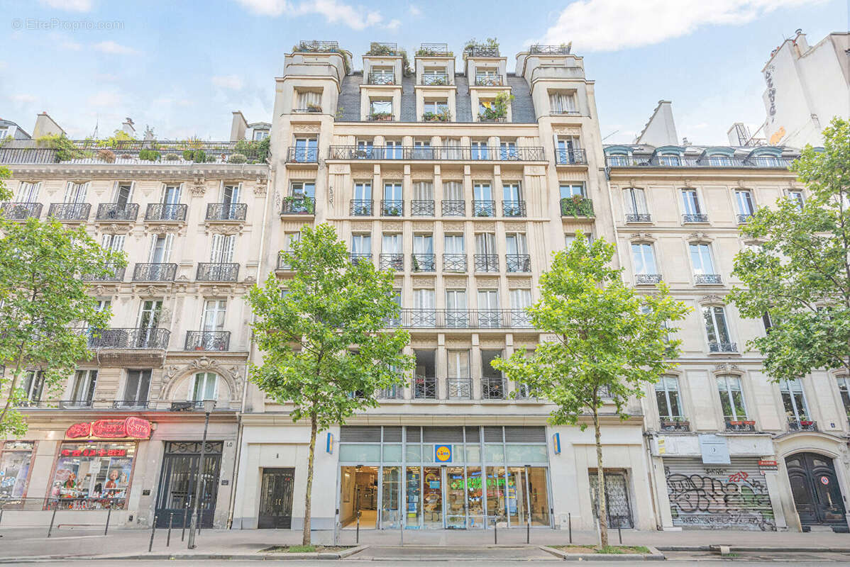 Appartement à PARIS-10E