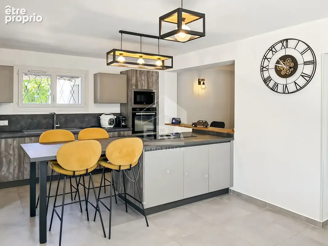 Maison 207m² à mollégès - photo 7