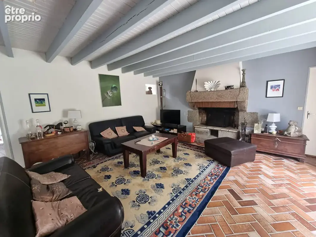 PLOUEC DU TRIEUX, propriété en pierres, secteur calme - photo 4