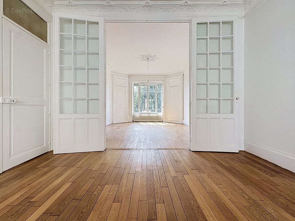 Demeure Beaux-Arts d’exception avec jardin privé - photo 9