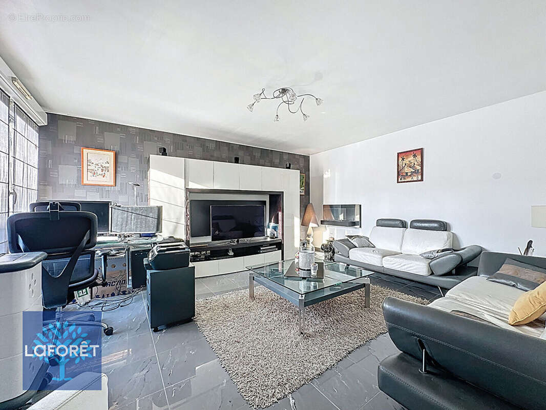 Appartement à BRETIGNY-SUR-ORGE