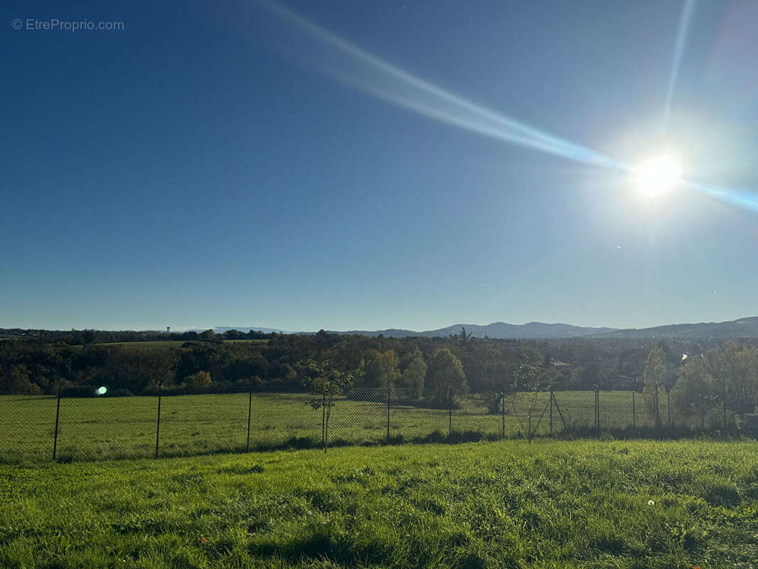 Appartement à CRAPONNE