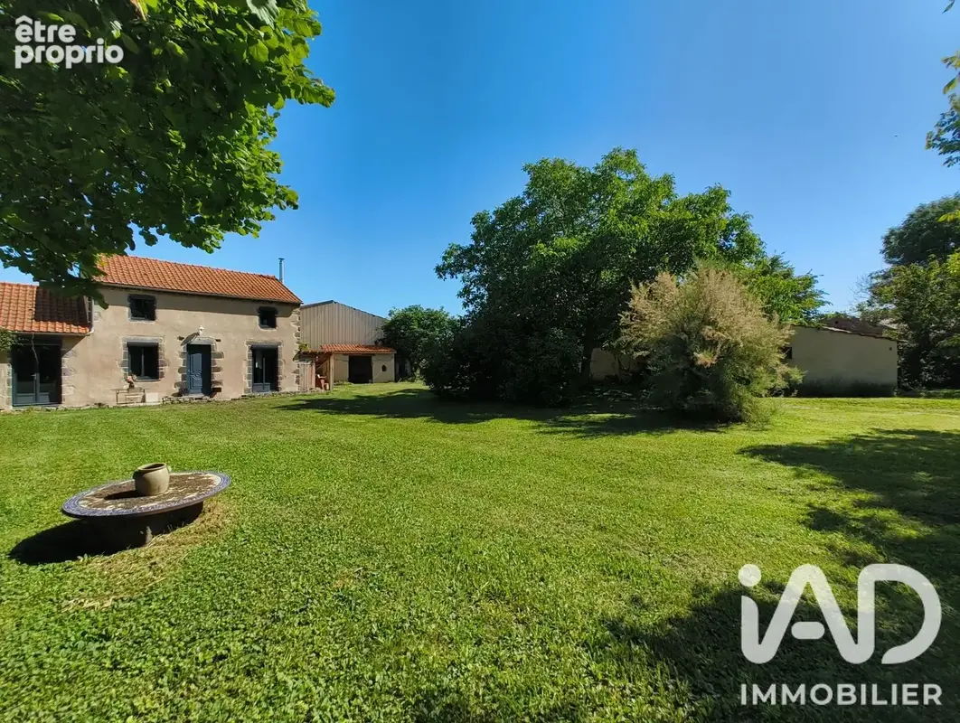 Photo 1 - Maison à SARDON
