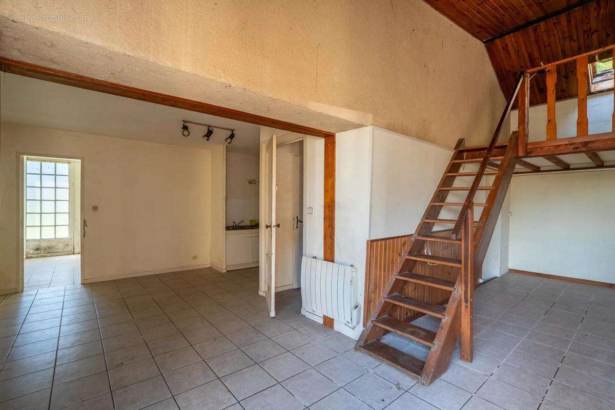 Appartement à TRESSES