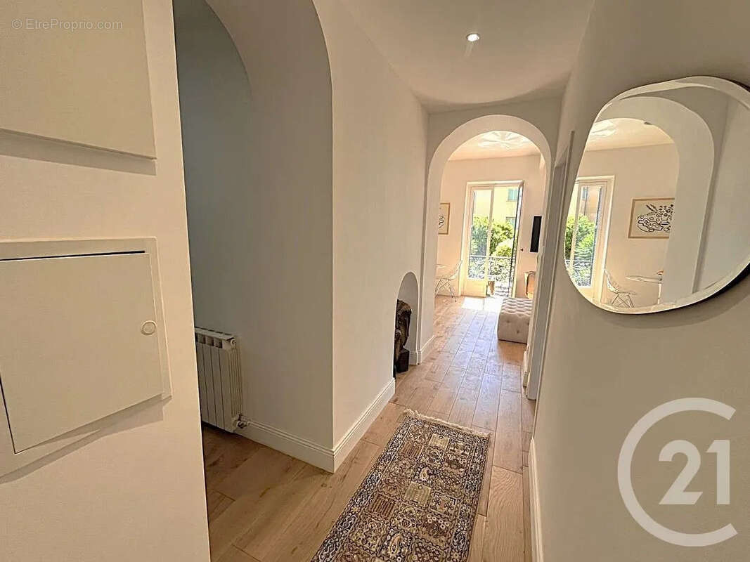 Appartement à MENTON