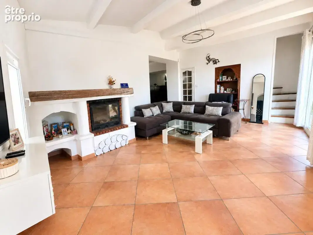 Maison 5 pièces 138 m² à vendre à Marseille-15e (13015) - photo 6