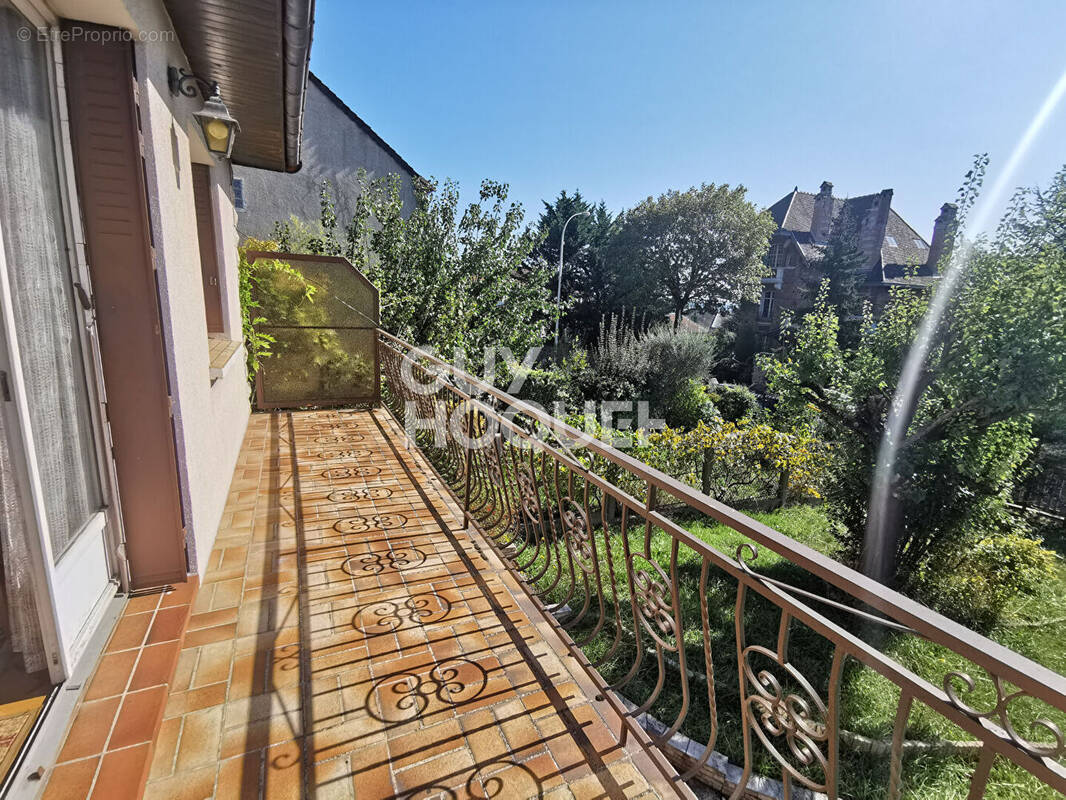 Maison à ROSNY-SOUS-BOIS