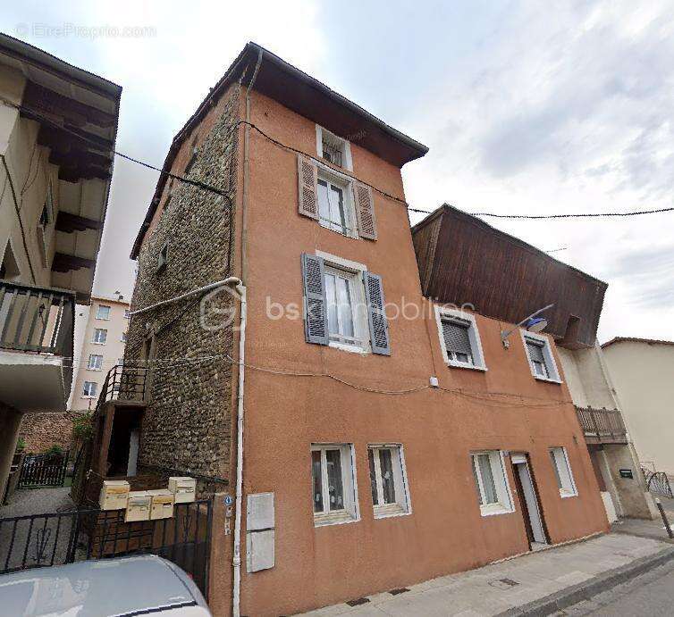 Appartement à RIVES