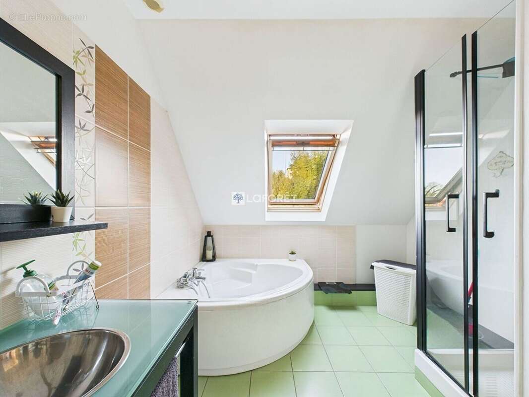 Maison à SAINT-EVARZEC