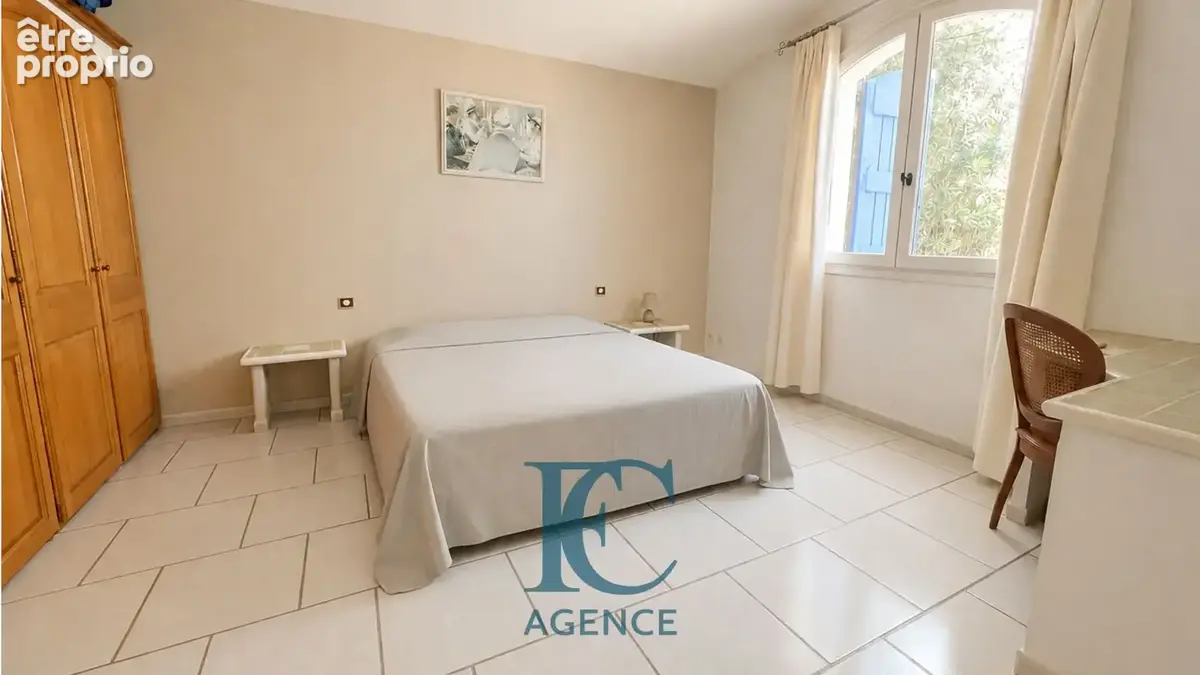 Maison de plain pied de 200 m2 - photo 12