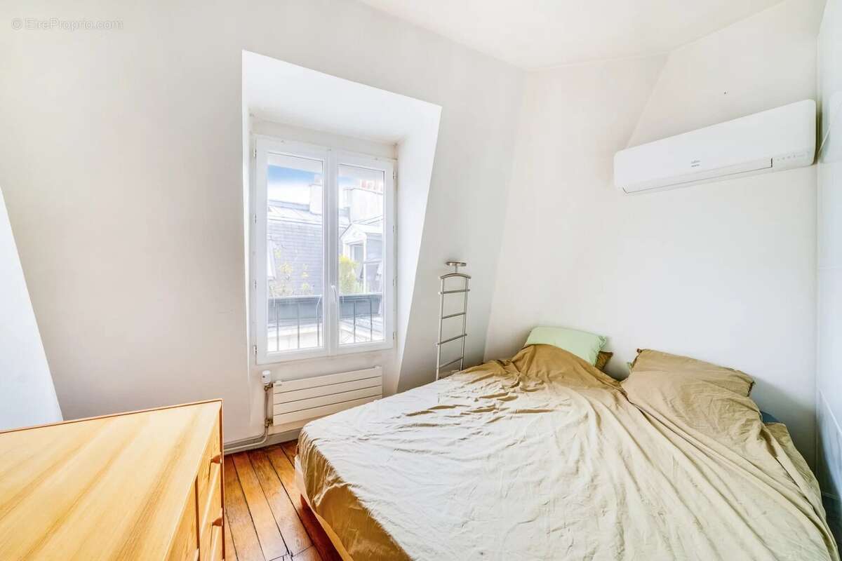 Appartement à PARIS-4E