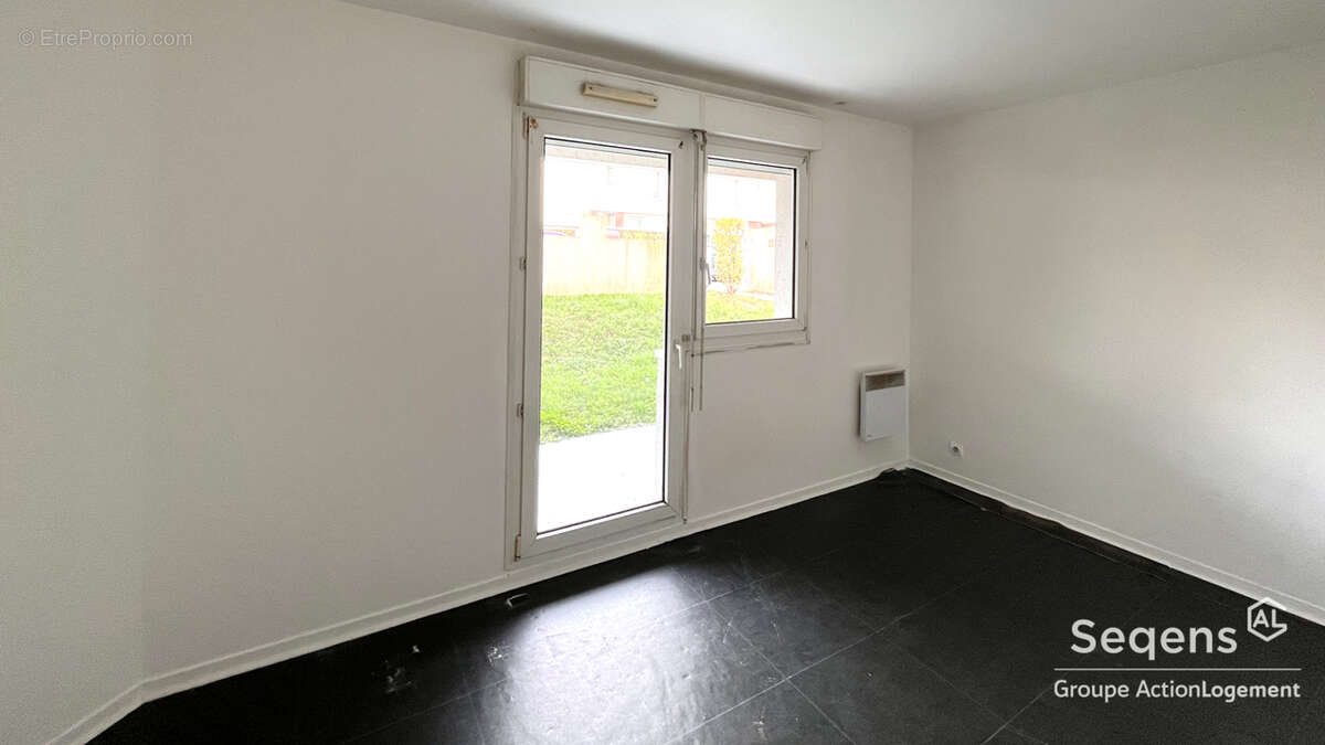 Appartement Dugny 3 pièce(s) 68 m2 - photo 7