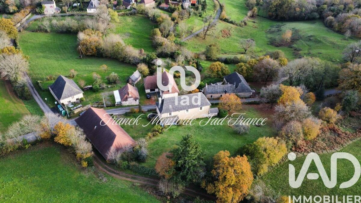 Photo 1 - Maison à JUILLAC