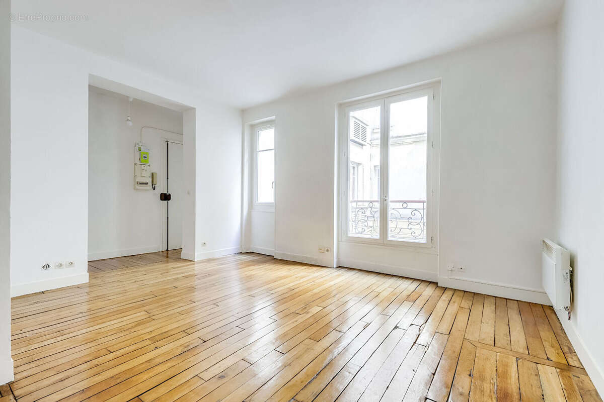 Appartement à PARIS-9E