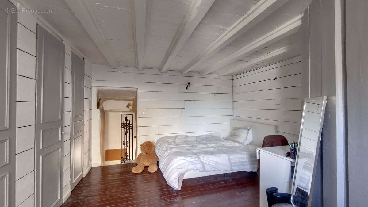 Appartement à GRAY