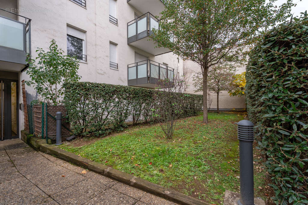 Appartement à LYON-9E