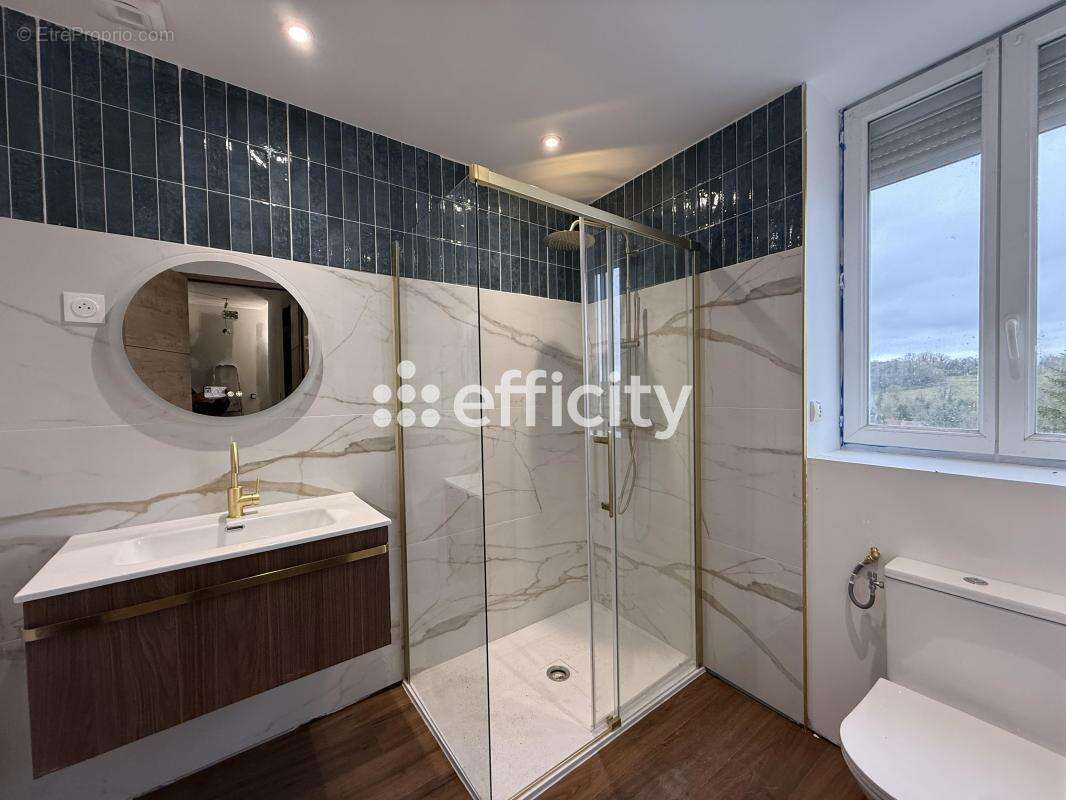 Maison à OINVILLE-SUR-MONTCIENT