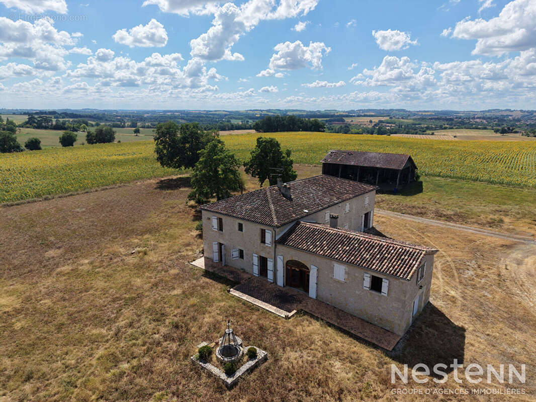 A Vendre Bâtisse en pierre de 209 m² en partie rénovée avec dépendances sur parcelle de plus de 1.2 ha - photo 15
