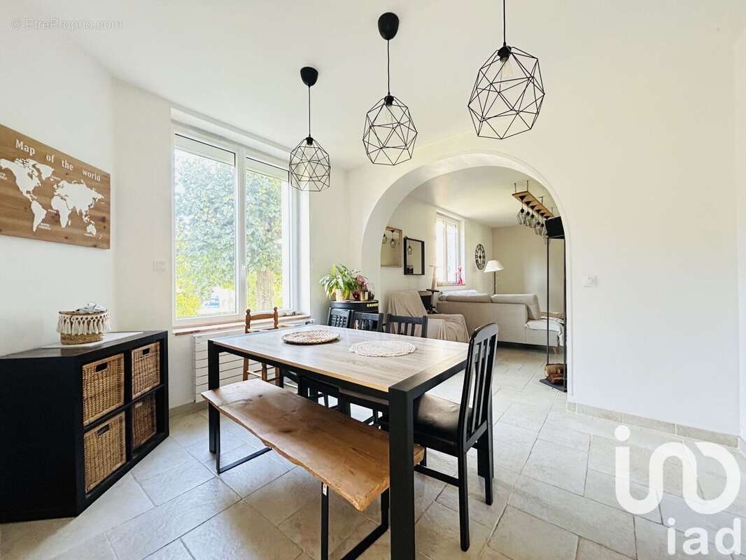 Photo 3 - Maison à NANTEAU-SUR-ESSONNE