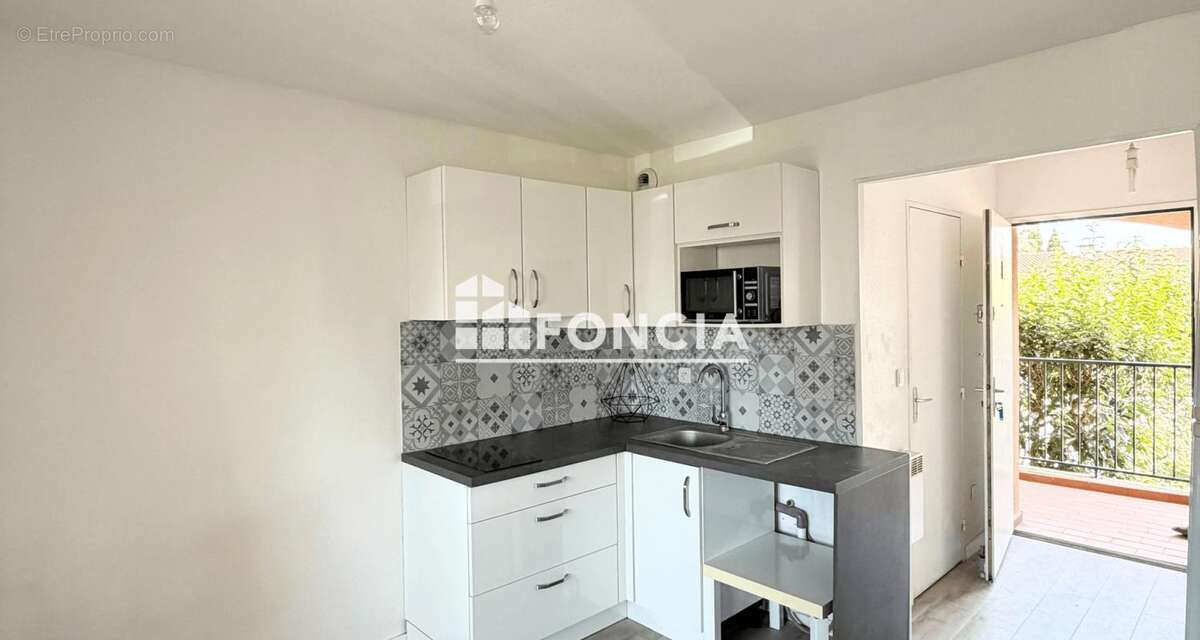 Appartement à LA LONDE-LES-MAURES