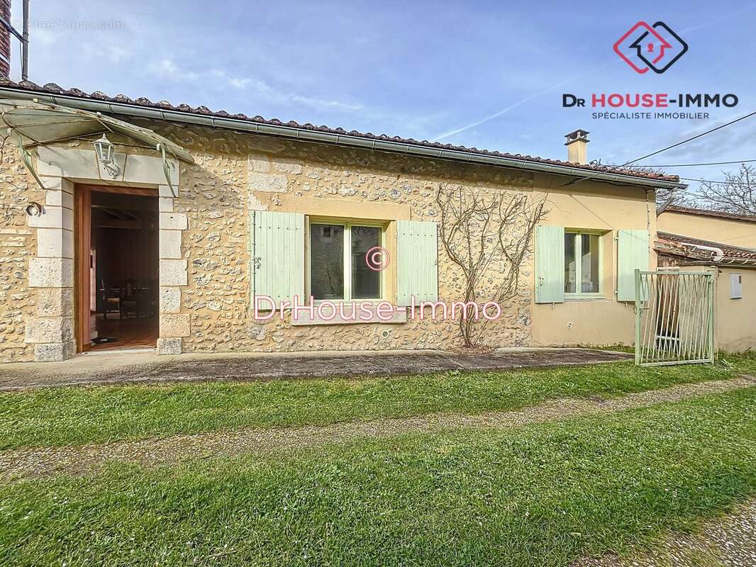 Maison à SAINT-AQUILIN