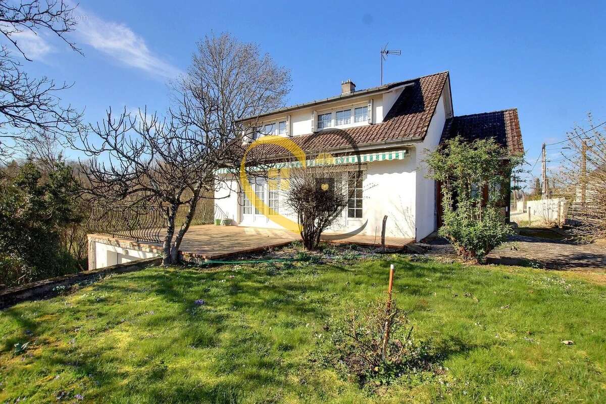 Maison à SAINT-MARTIN-D'AUXIGNY