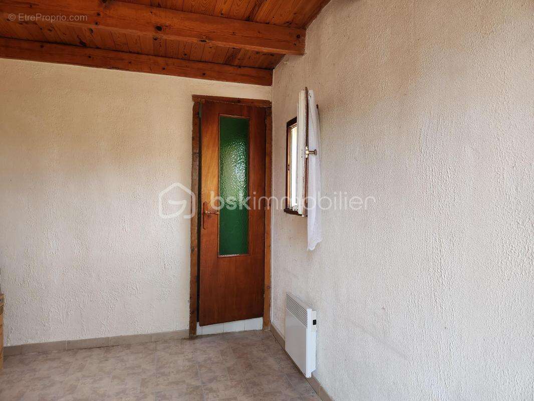 Maison à MALIJAI