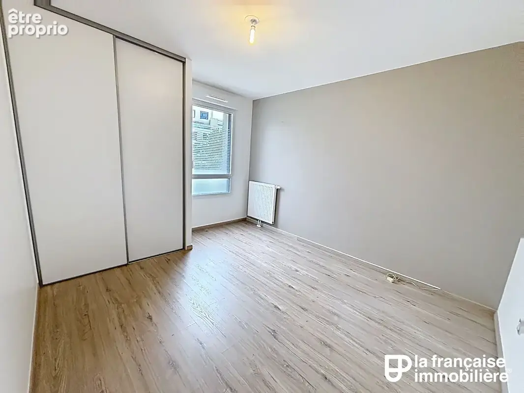 Appartement type 3 - deux chambres - copropriété récente - parking sous-sol -  saint-grégoire - photo 3
