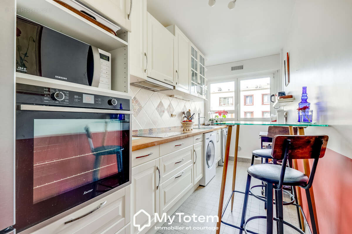 Appartement à ISSY-LES-MOULINEAUX