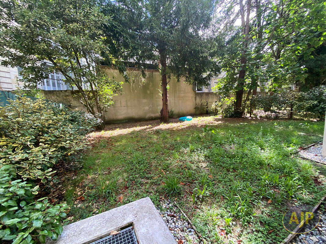 Appartement à LE BOUSCAT