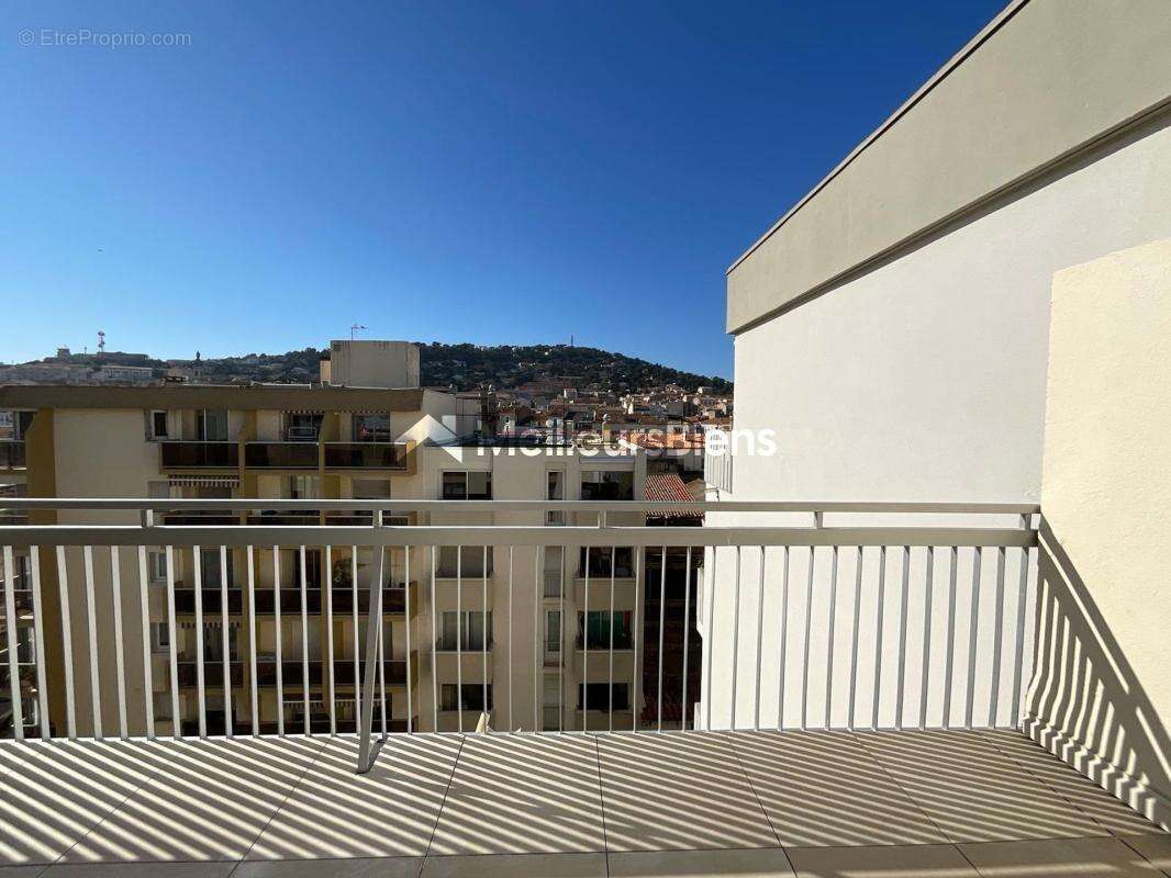 Appartement lumineux de 85 m² avec 3 chambres à vendre à Sète 34200 - photo 7