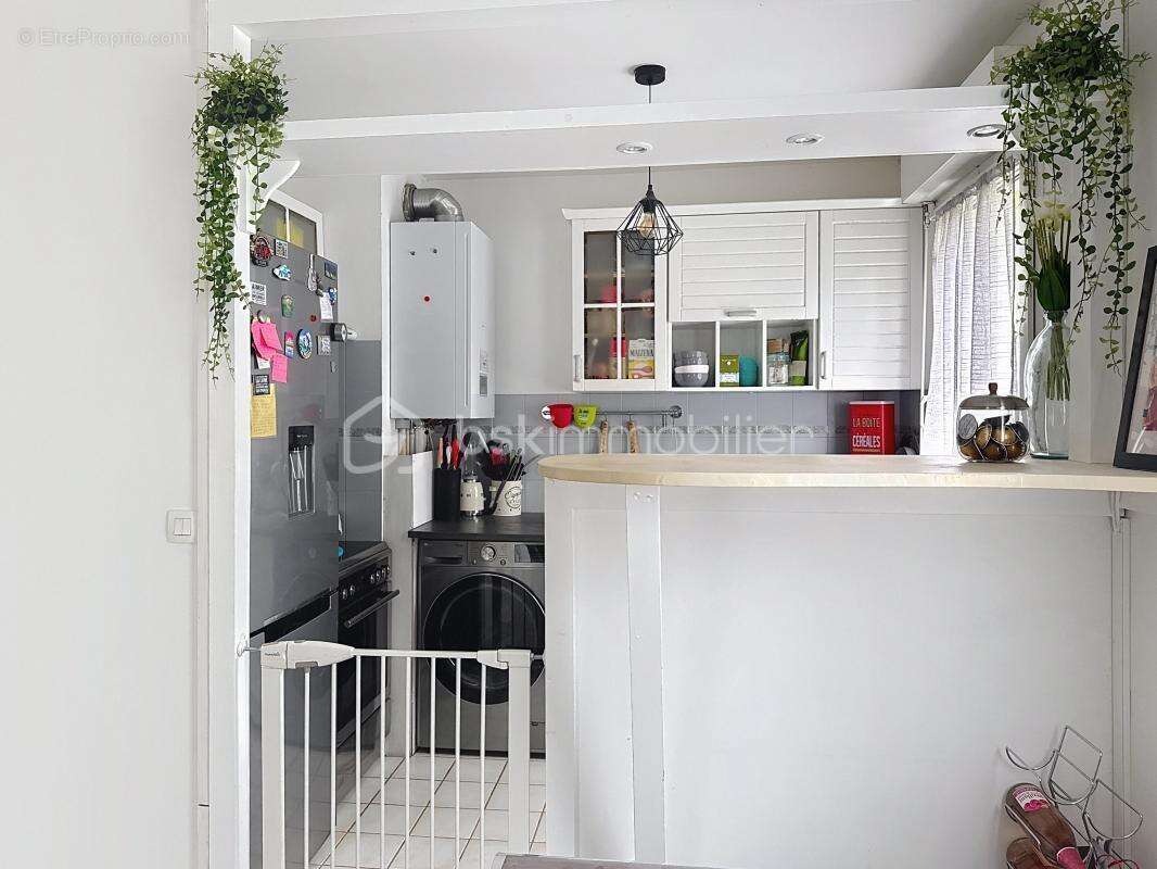 Appartement à MOISSY-CRAMAYEL