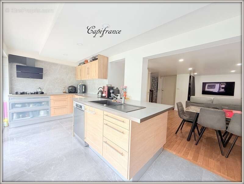 Maison à AULNAY-SOUS-BOIS