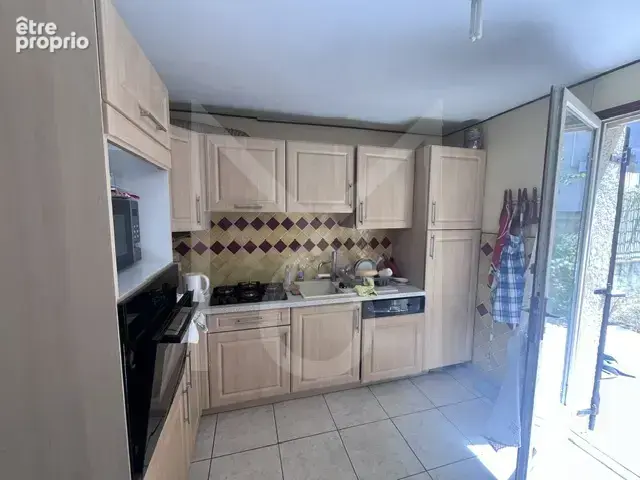 Miramas - quartier la carraire - maison en lotissement avec garage - photo 4