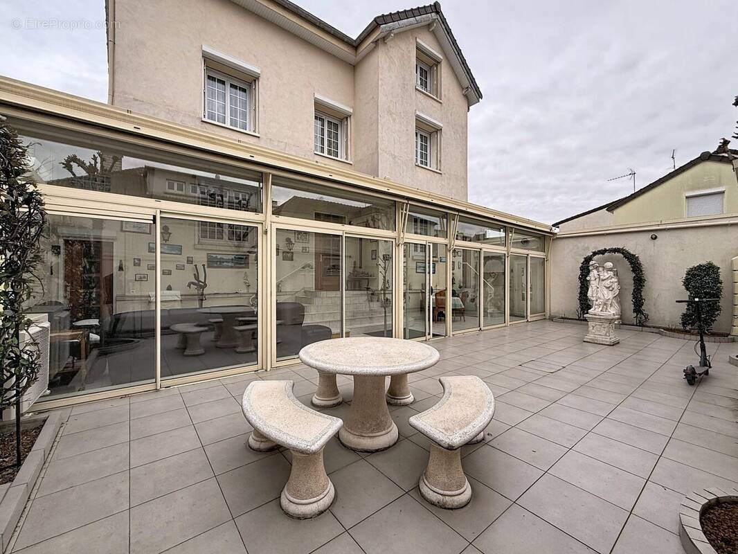 Maison à MAISONS-ALFORT